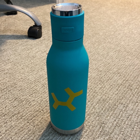 Brand New, Never used Water Bottle - Picture 5 of 7